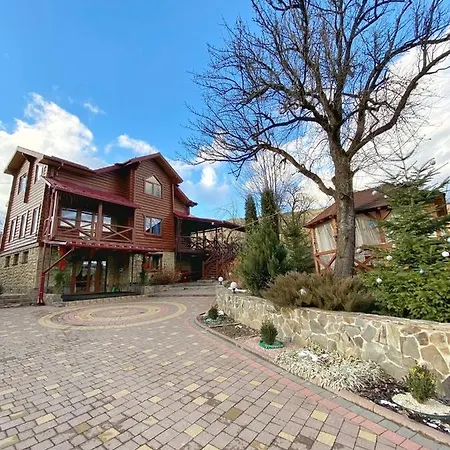 Guest house Karpatska Mria 3*