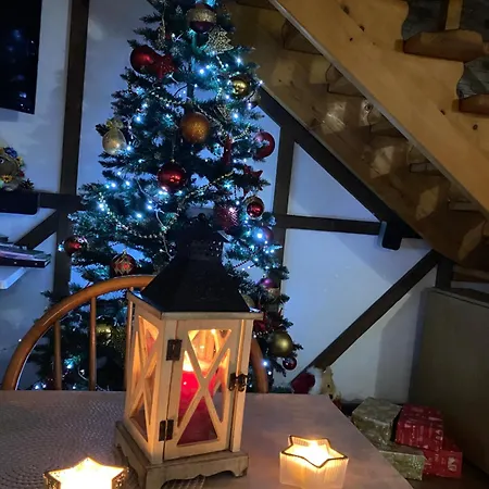 Karpatska Mria Konukevi