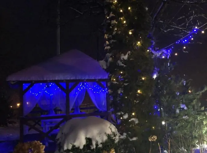 Karpatska Mria Konukevi