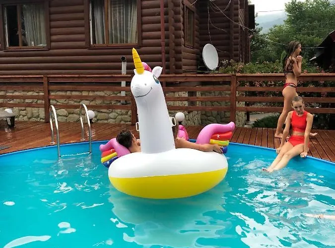 Konukevi Karpatska Mria Yaremche