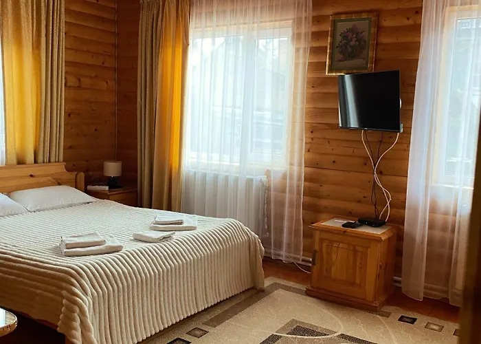 Konukevi Karpatska Mria 3*