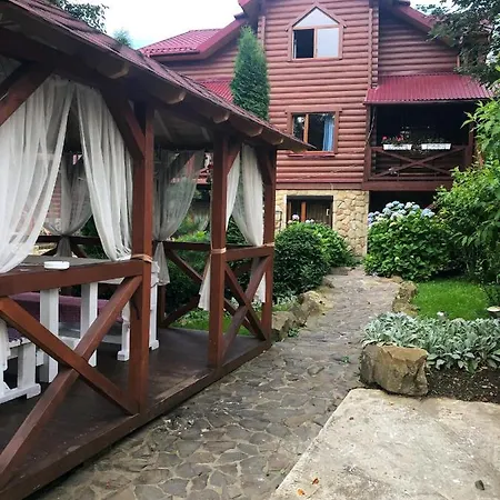 Karpatska Mria 3*