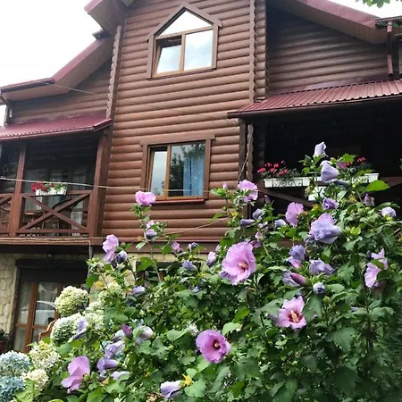 Pensjonat Karpatska Mria 3*