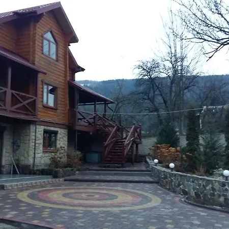 Konukevi Karpatska Mria