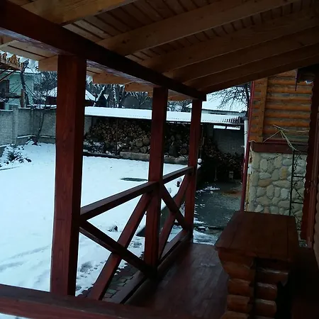Konukevi Karpatska Mria *