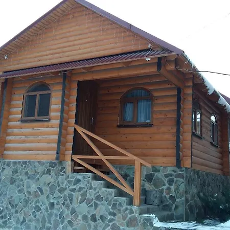 Karpatska Mria Konukevi Yaremche