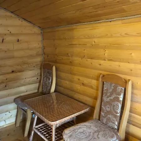 Pensjonat Karpatska Mria